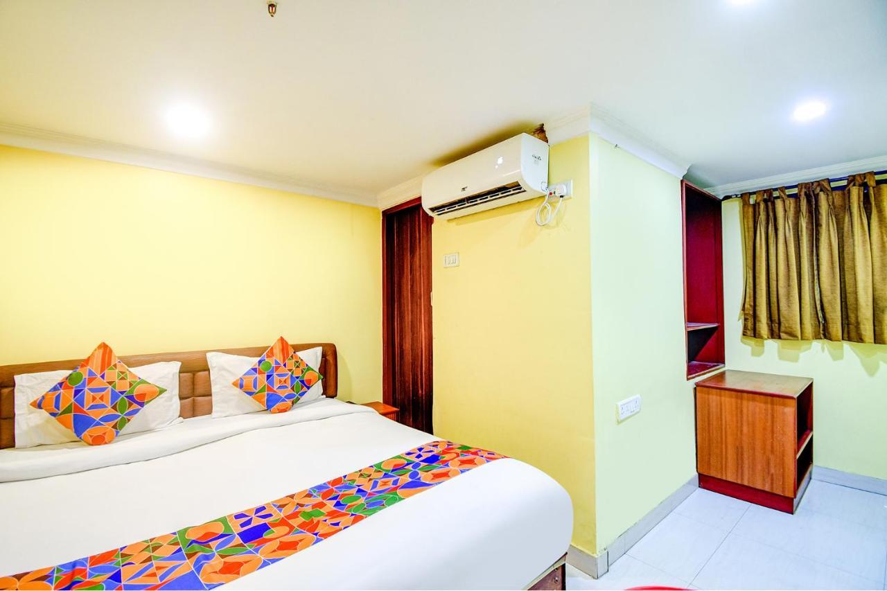Fabhotel Raj Darbar Kolkata Exterior photo