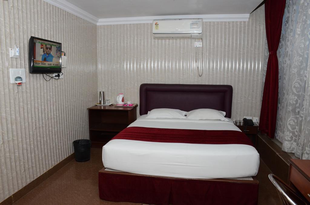 Fabhotel Raj Darbar Kolkata Exterior photo