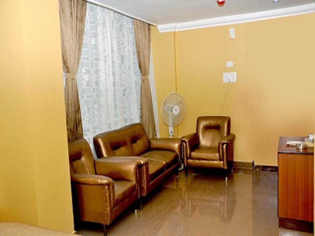Fabhotel Raj Darbar Kolkata Exterior photo