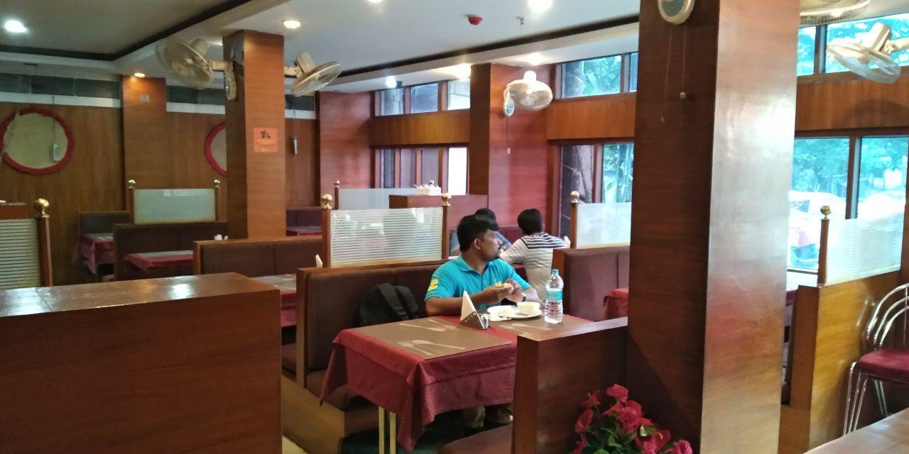 Fabhotel Raj Darbar Kolkata Exterior photo