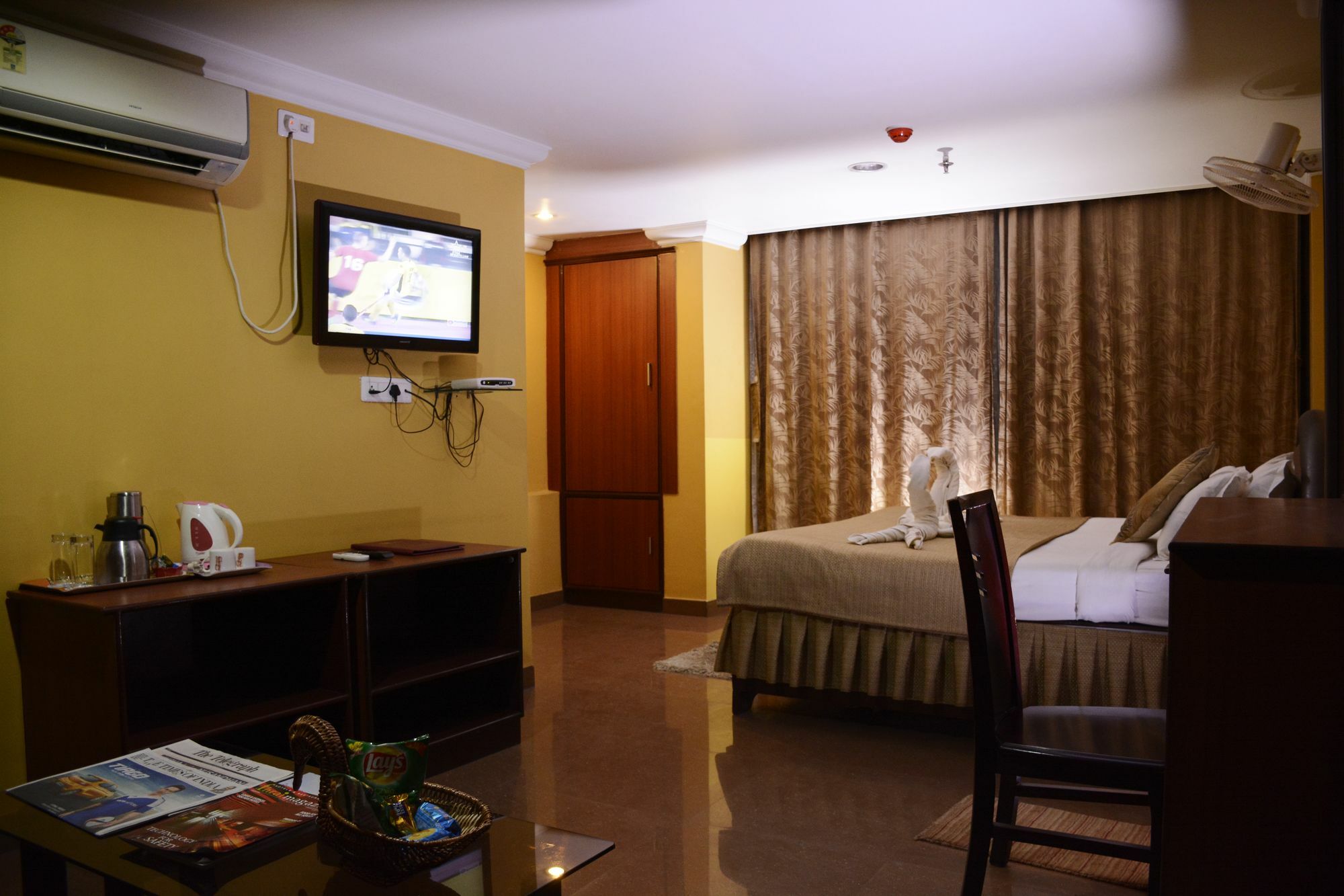 Fabhotel Raj Darbar Kolkata Exterior photo